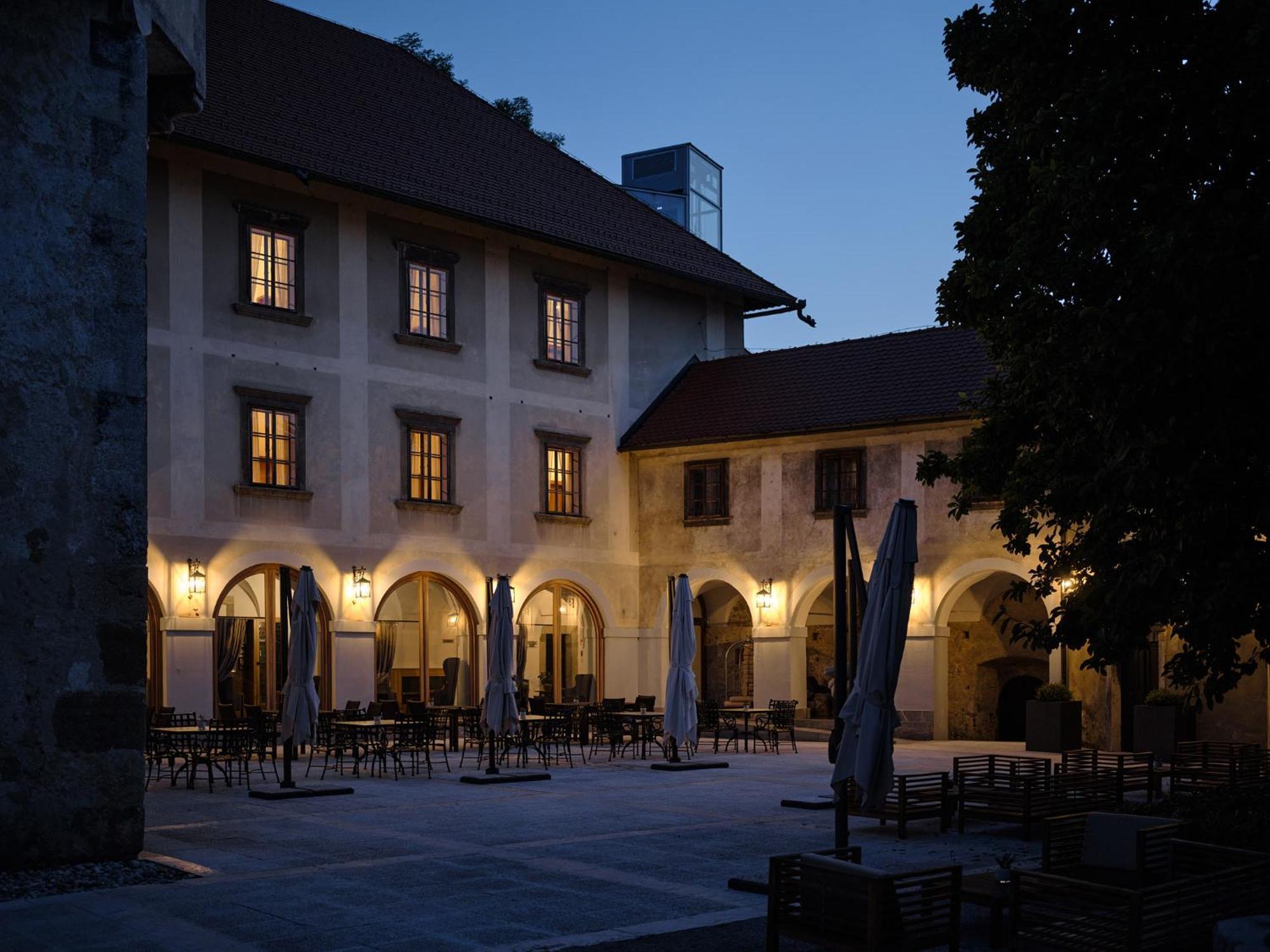 Hotel Grad Otocec - Relais Chateaux Esterno foto