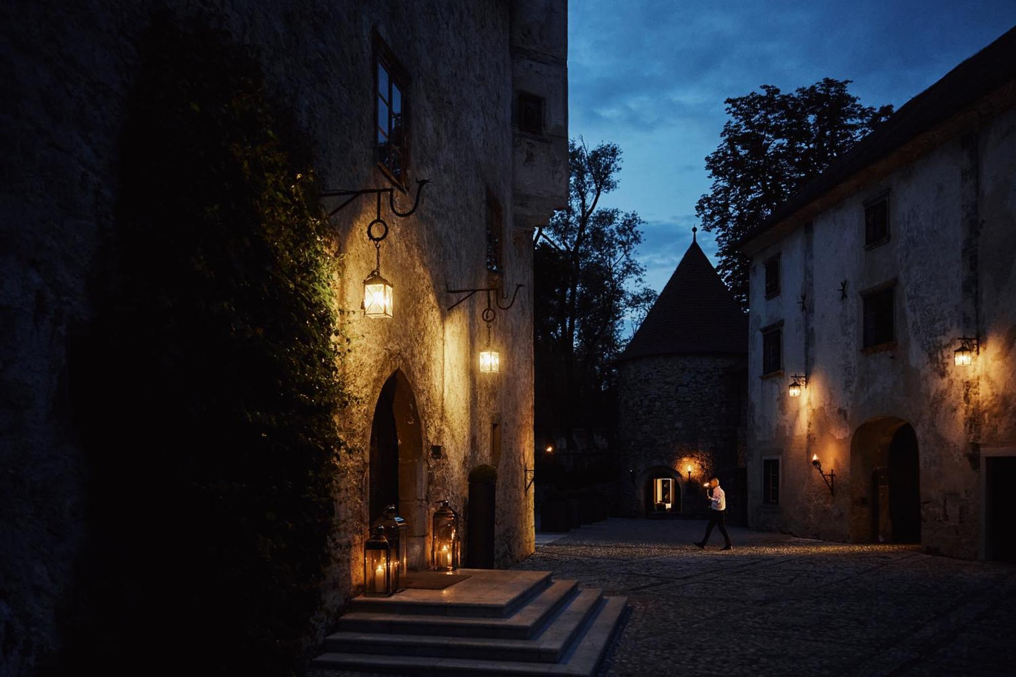 Hotel Grad Otocec - Relais Chateaux Esterno foto